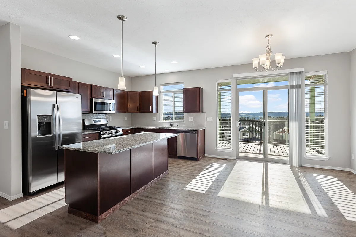 Building Photo - 8406 N Phoebe Ct