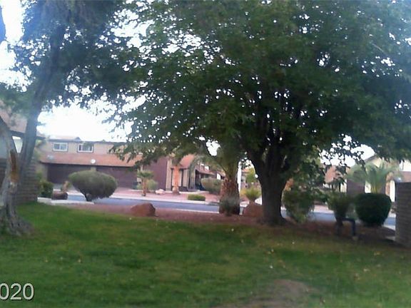 2nd image of 3217 Arville St