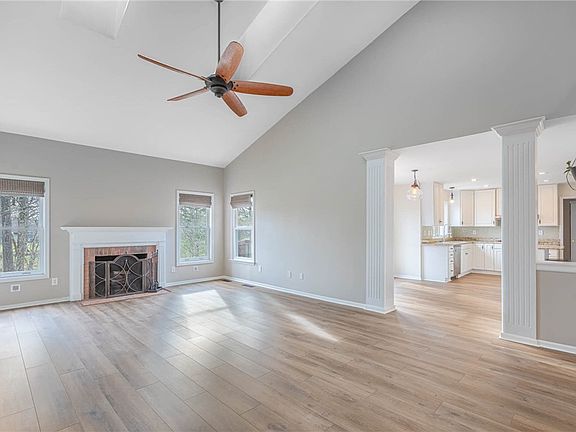 2nd image of 7584 Brookstone Dr