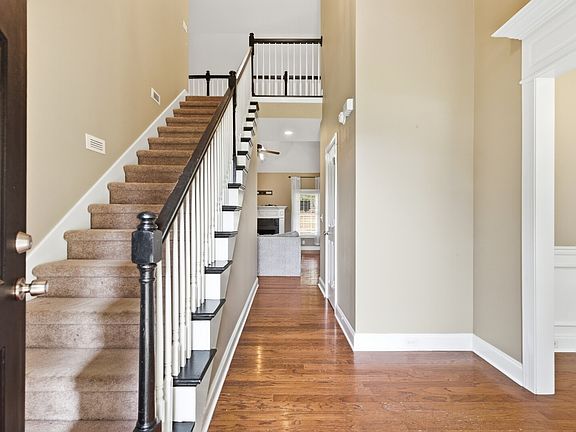 4th image of 4703 Scottish Dr