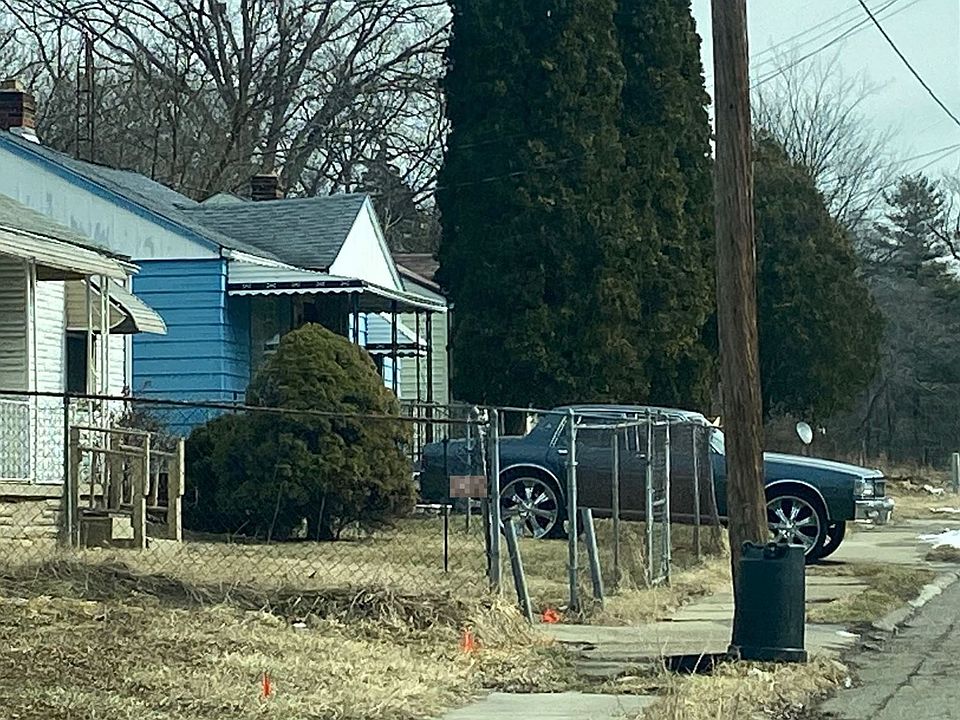 2nd image of 326 W Baltimore Blvd