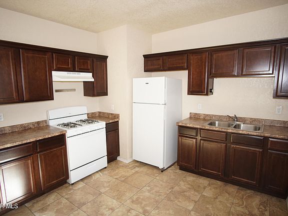 5th image of 2862 Grant Ave APT 2