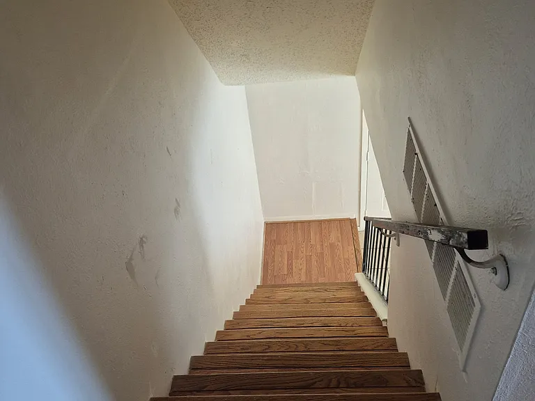 3951 N Garland Ave #4 — Photo 7