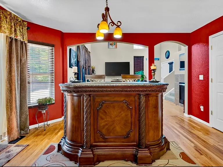 20352 E Lasalle Pl — Photo 4