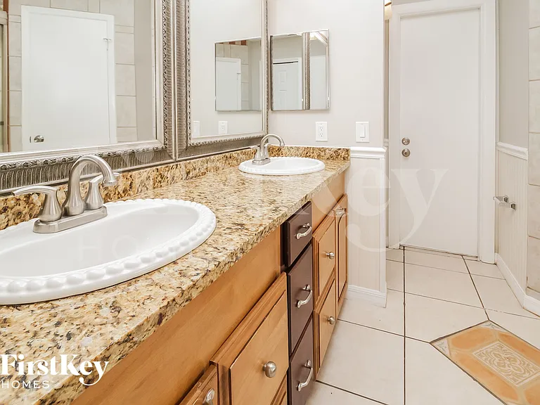 372 Fairgreen Pl — Photo 10