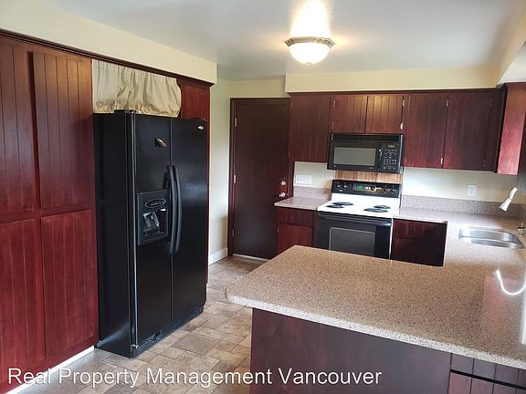 4th image of 1400 NE 125th Ave