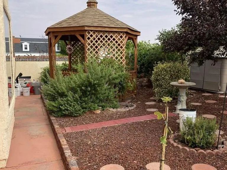 136 S Navajo Dr — Photo 5