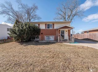 511 Donnalee Dr, Monroe, MI 48162