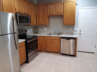 220 N Belnord Ave, Baltimore, MD 21224