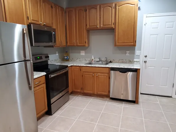 220 N Belnord Ave, Baltimore, MD 21224