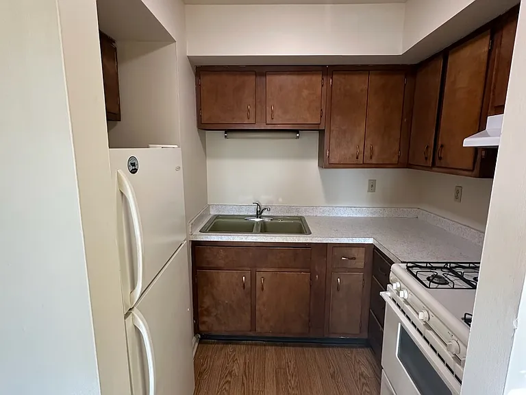 2029 Saint Michael Dr — Photo 4