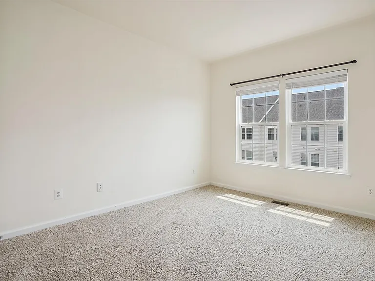 21707 Charity Ter — Photo 28