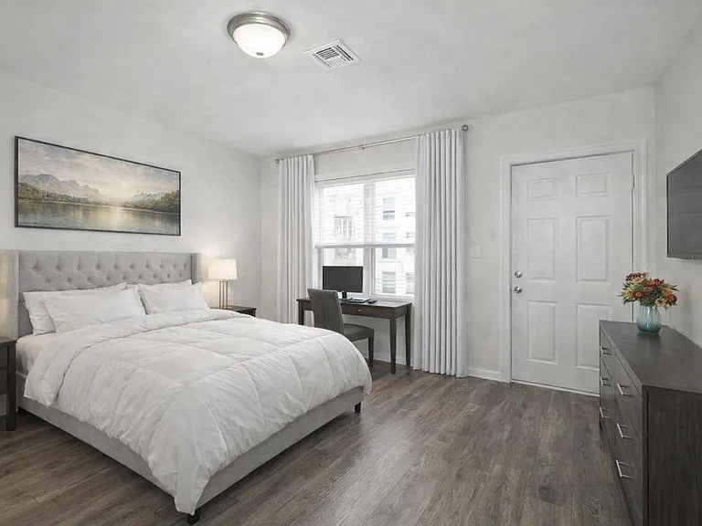 80 Madison St #2 — Photo 6