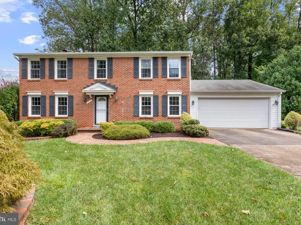 6523 Koziara Dr, Burke, VA 22015