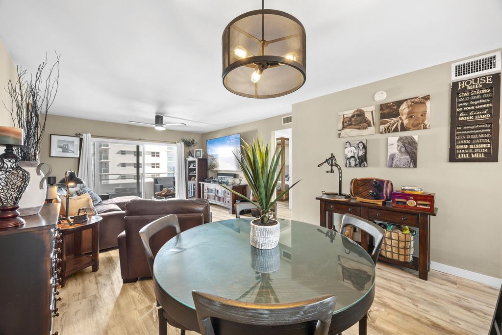 1630 N Ocean Boulevard #812, photo 6