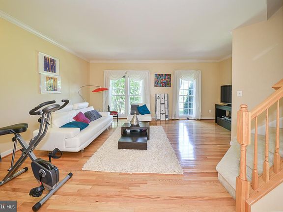 3rd image of 4324 Thomas Brigade Ln