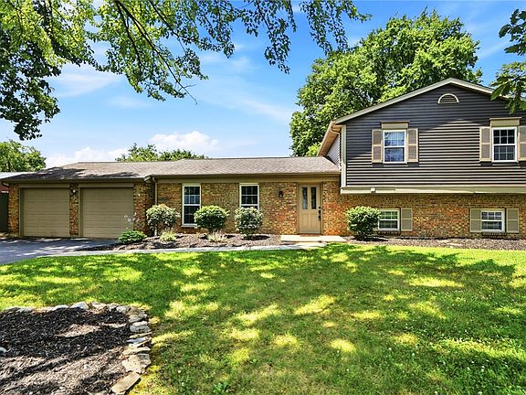 2nd image of 7599 Tanglewood Ln