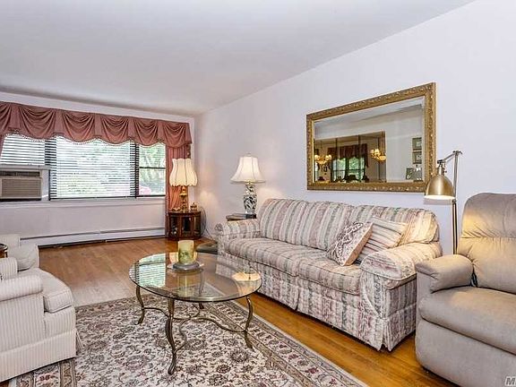 5th image of 5 Adelaide St APT D1