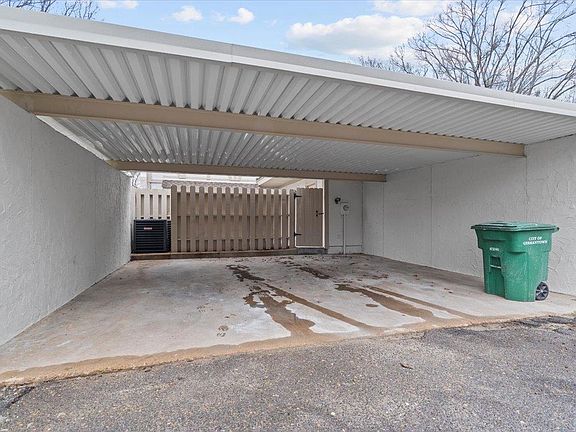 3rd image of 1951 Vienna Way #62
