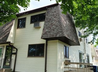 813 Kay Kourt, Neenah, WI 54956