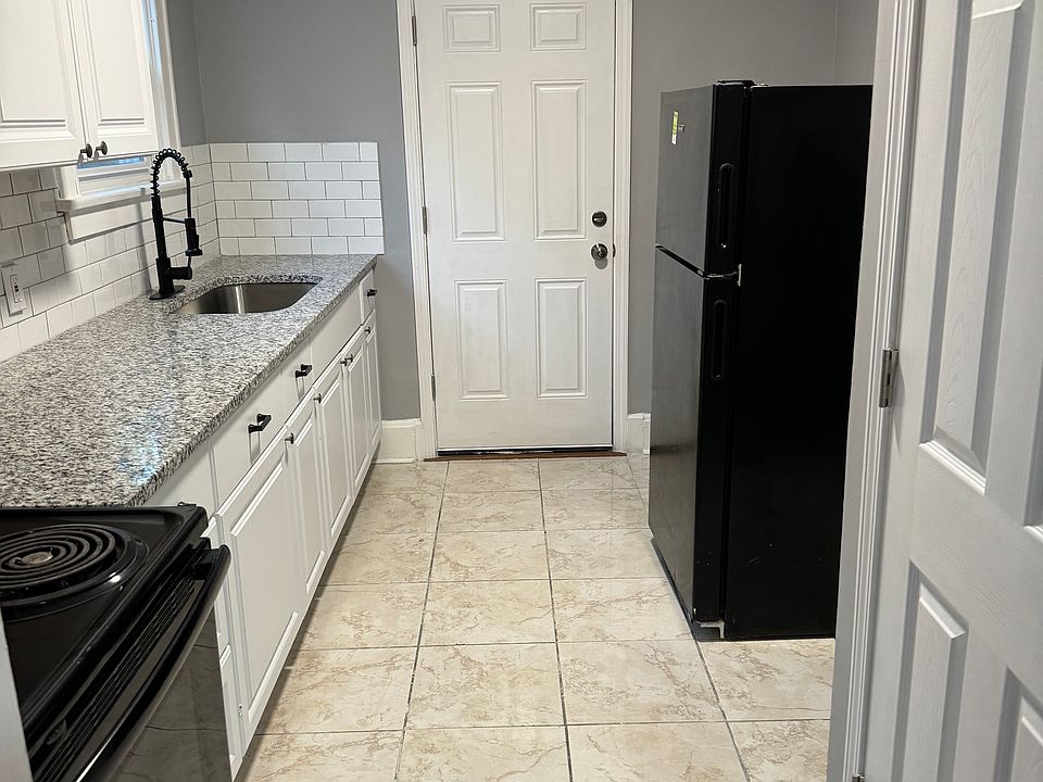 1st image of 3402 Wabash Ave #1