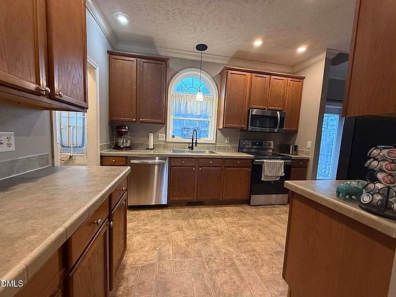 3rd image of 330 J B Leonard Rd