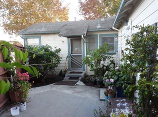 235 E Romie Ln, Salinas, CA 93901