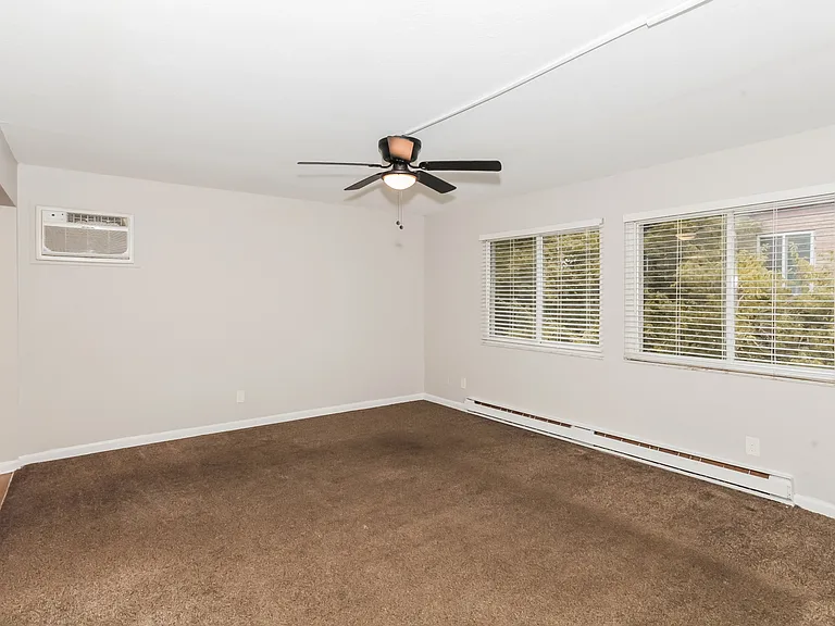 3611 Schwartze Ave #3 — Photo 9