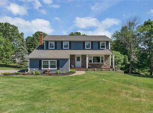 6 Knoll Ct, Monroe, NY