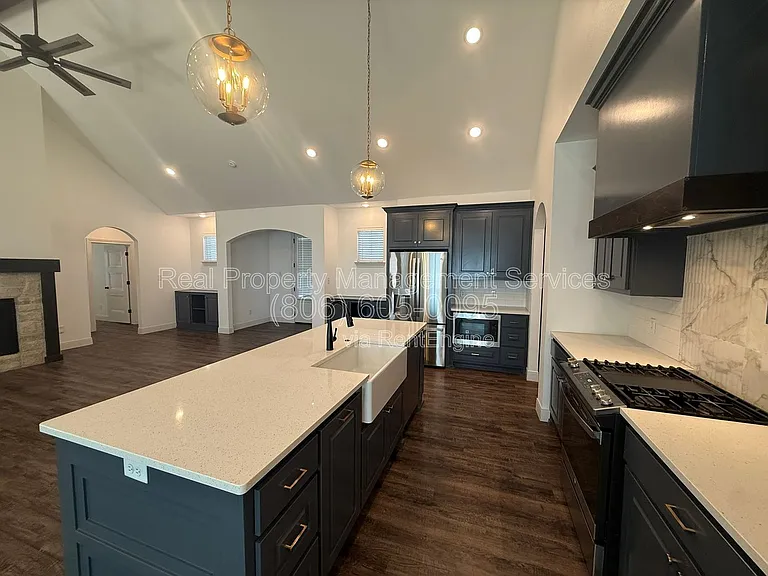 5014 Quincy Ave — Photo 4