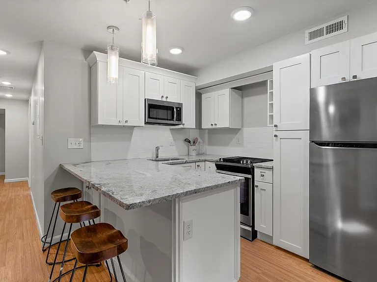 36 Emerson St #1 — Photo 10
