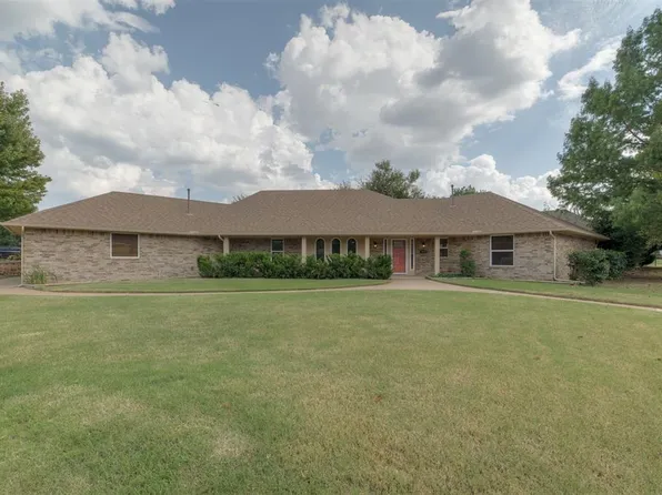 10112 Harvest Hills Rd, Oklahoma City, OK 73162