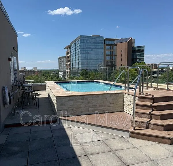 100 E Washington St #68 — Photo 3