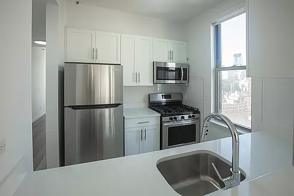 Rented by Maidman Realty Group LL | media 51