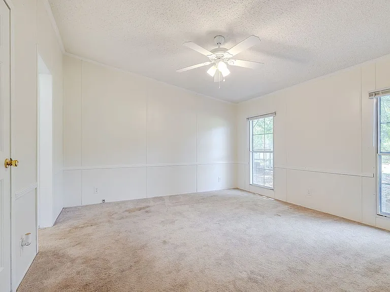 114 Eagle Dr — Photo 15
