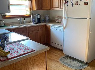 440 W 10th St, North Bend, NE 68649