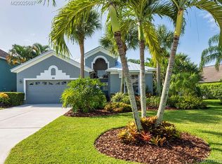 909 NW Waterlily Pl, Jensen Beach, FL 34957