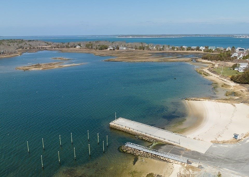 326 Barlows Landing Rd, Bourne, MA 02532 Zillow