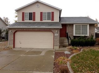 2742 Sandi Dr, Layton, UT 84041