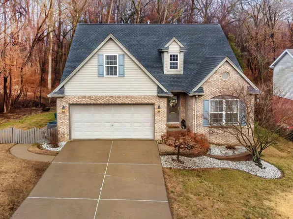 8125 Winterbury Dr, Evansville, IN 47711