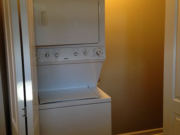 5th image of 6958 Glenwood Ln