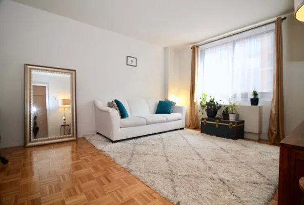 Rented by Corcoran | media 4