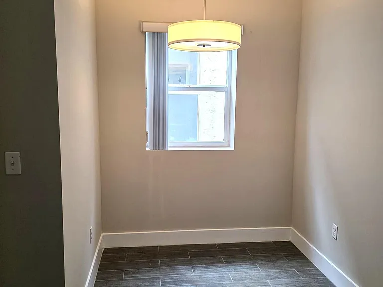 115 Menores Ave #7 — Photo 4
