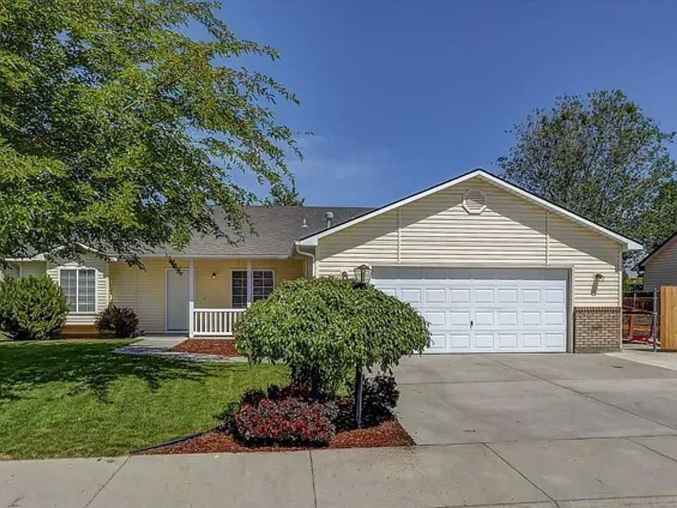 1st image of 1884 W Pintail Dr