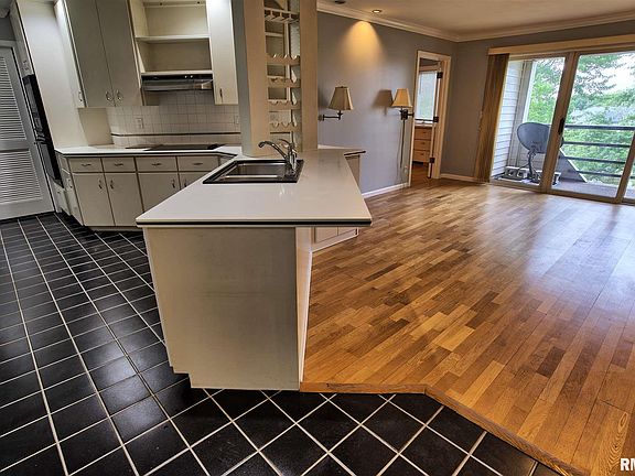 3rd image of 2605 W Willowlake Dr APT 45