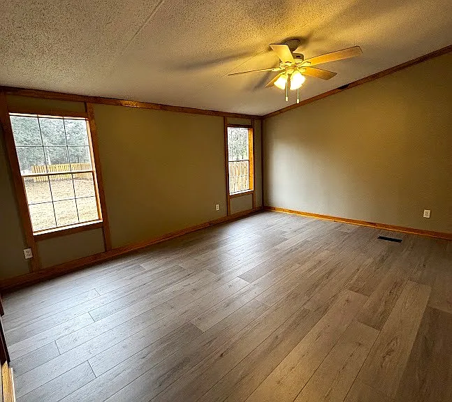 3168 Eldora Rd — Photo 20