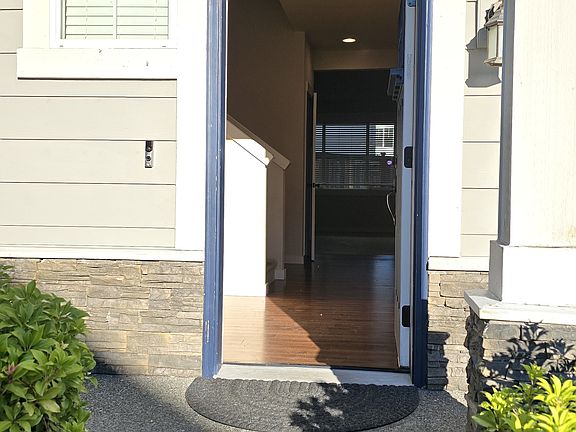 3rd image of 14523 19th Ave W