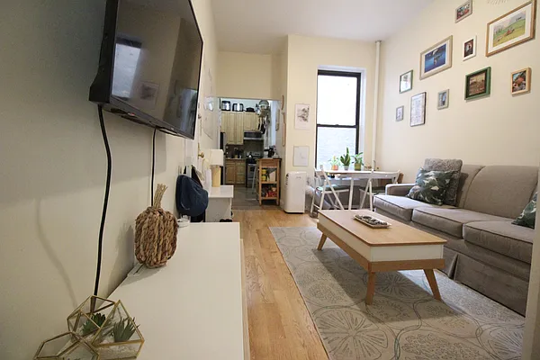 Rented by Luxor Homes & Investment Realty | media 1