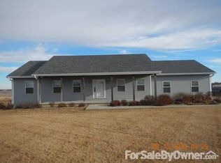 2188 Fox Cross Ln, Fremont, NE 68025