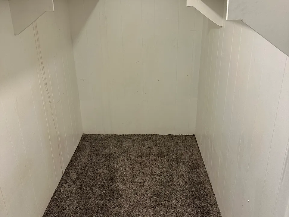 1932 Monte Vista Dr #BASEMENT